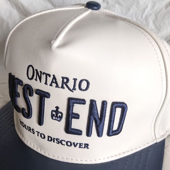 Faux Ontario Leather Snapback cap - Picture 3 of 7